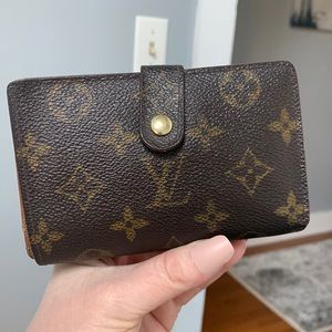1997 authentic Louis Vuitton Porte Monnaie Viennois kisslock wallet